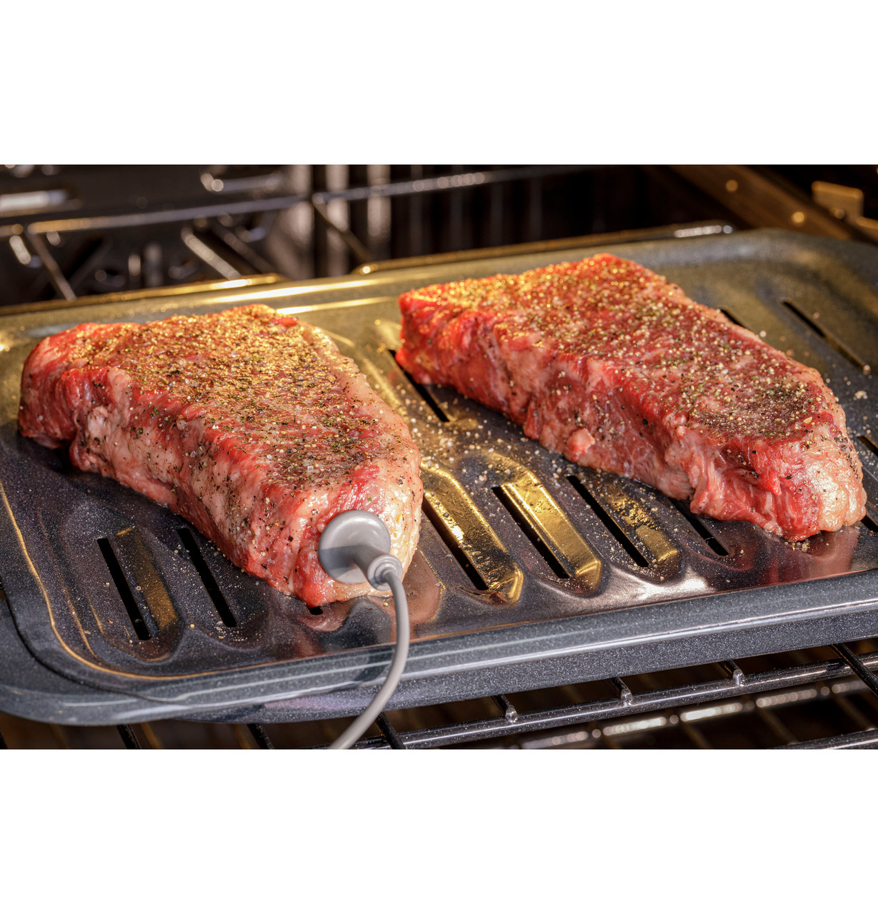 GE Profile 30" Smart Built-In Convection Single Wall Oven with In-Oven Camera and No Preheat Air Fry - Thumbnail 5