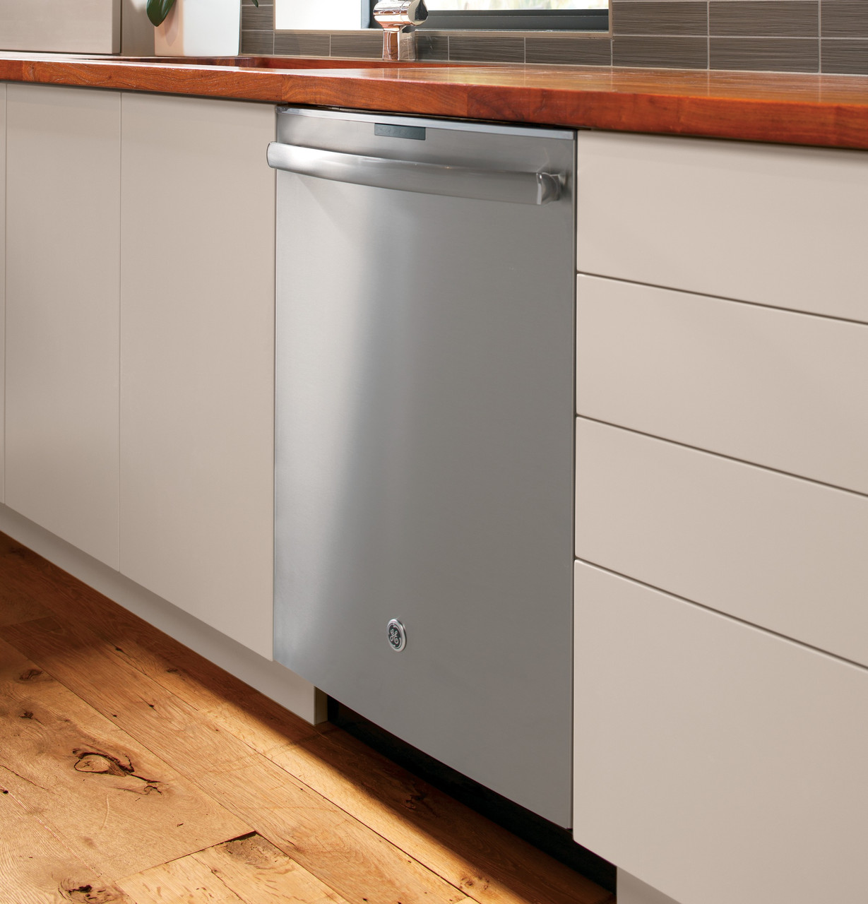 GE Profile Dishwasher - Thumbnail 2