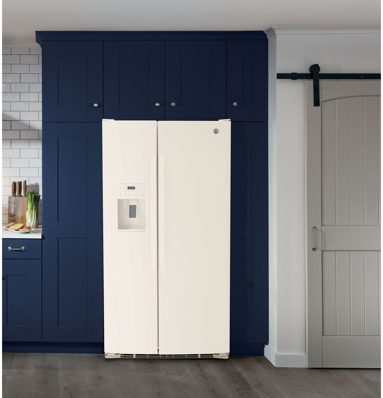 R49373.jpg R49373.jpg