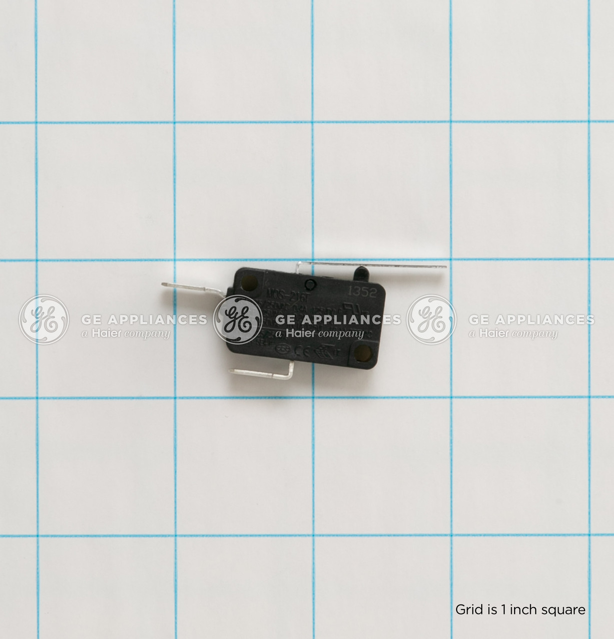 WE4M425-6130.jpg