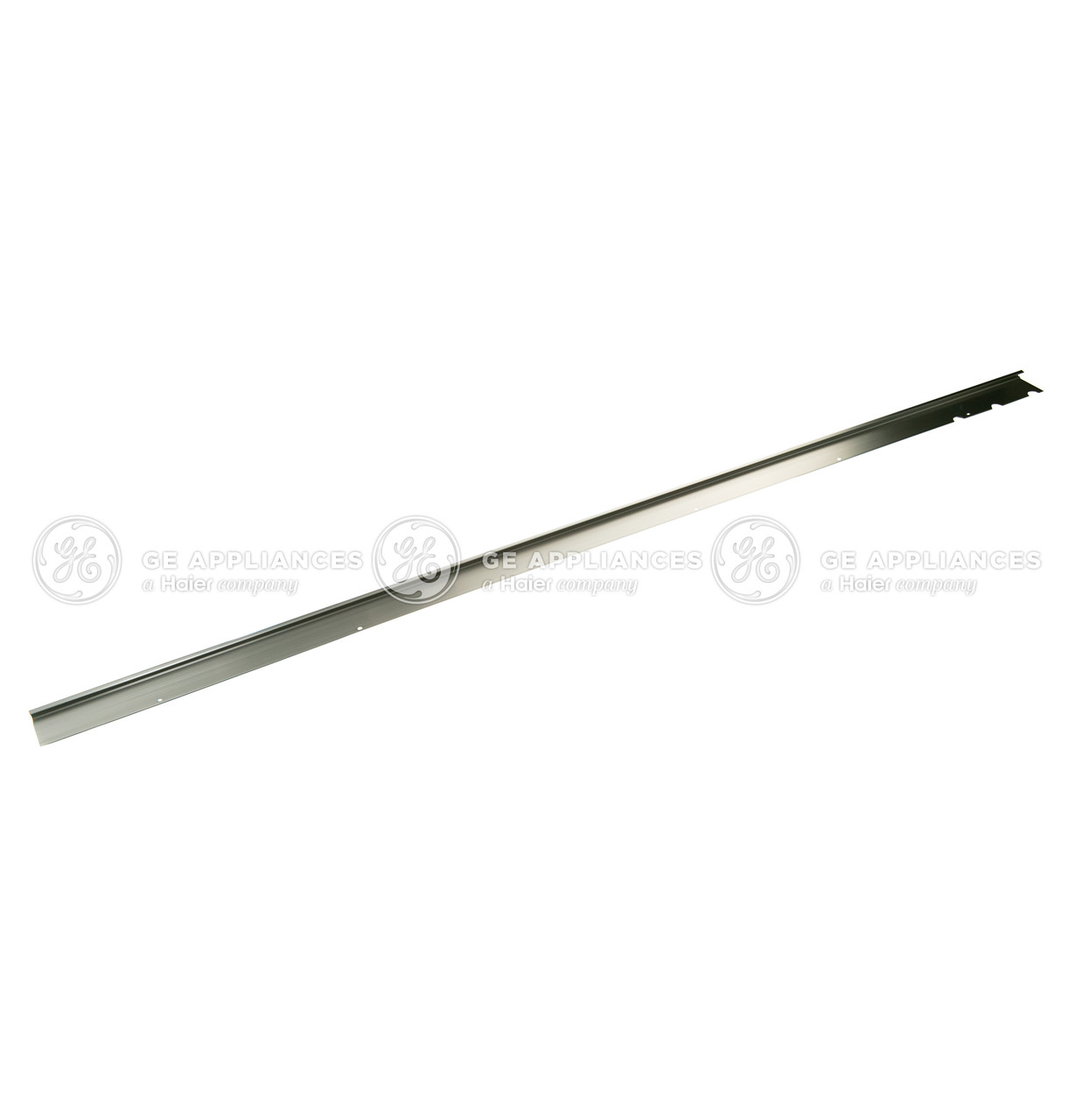 WR08X10107-8704.jpg