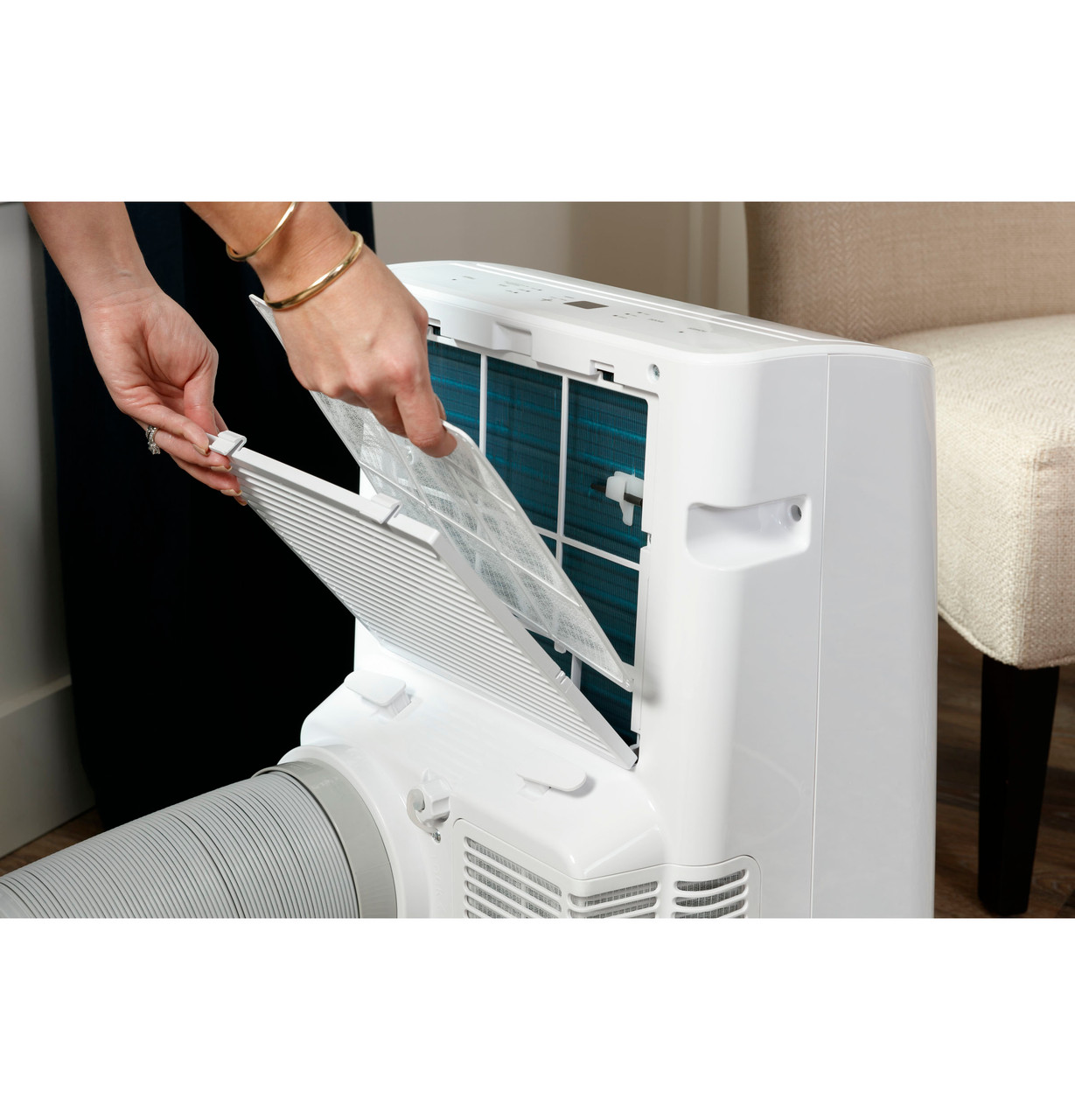 GE 9,950 BTU SACC Portable Air Conditioner for Medium Rooms up to 350 sq ft. (14,000 BTU ASHRAE) - Thumbnail 5