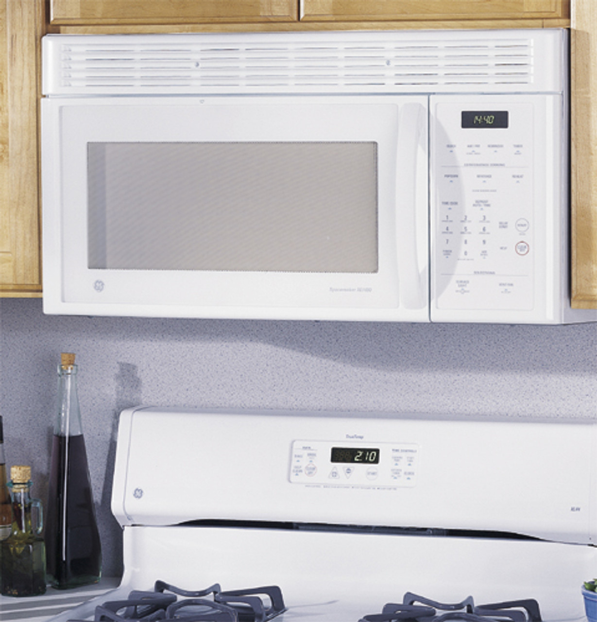 021243a.jpg 021243a.jpg