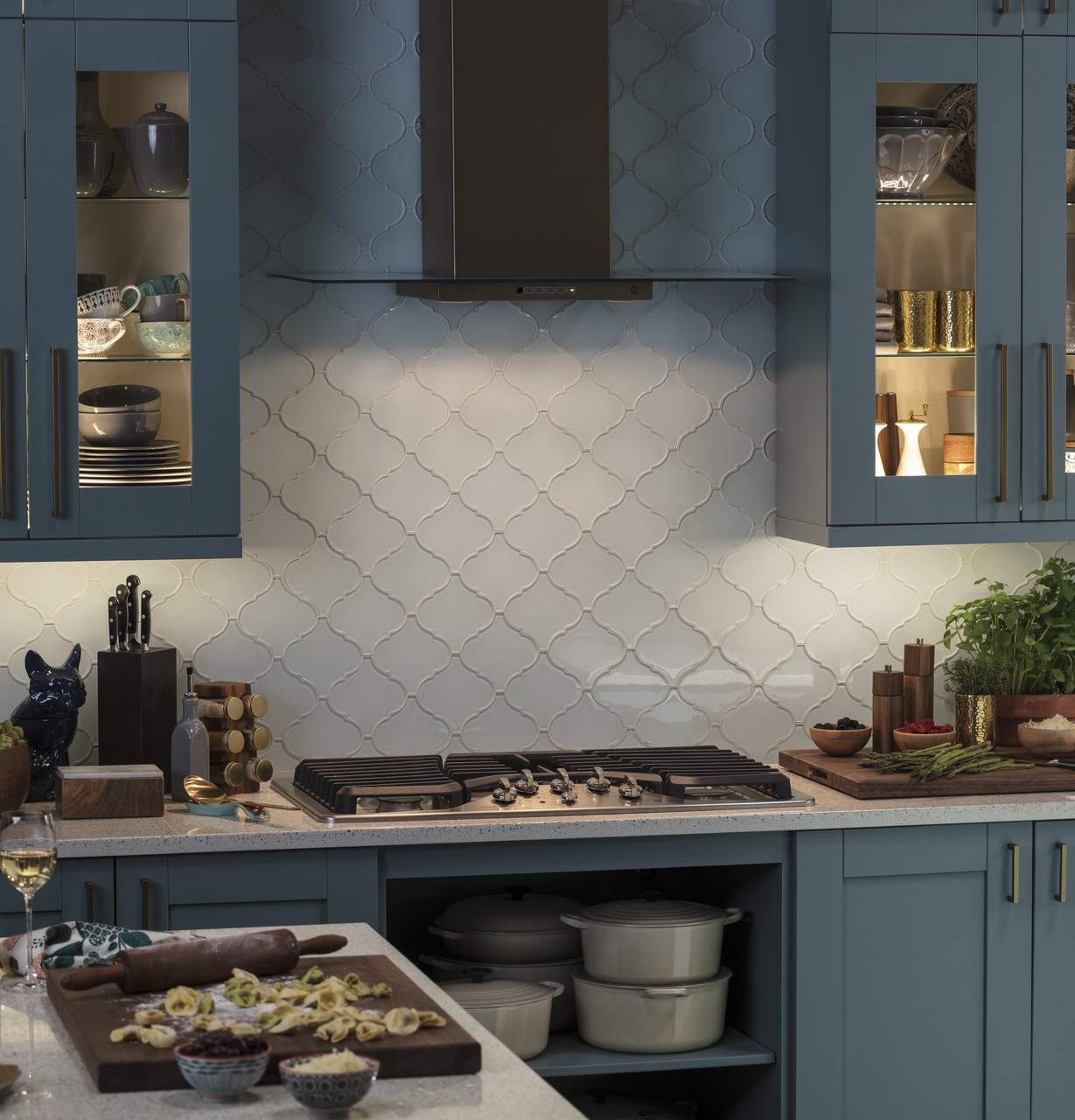 GE Profile Chimney Hood - Thumbnail 2