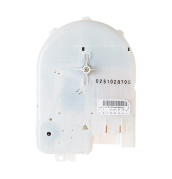 WH12X10536-7518.jpg