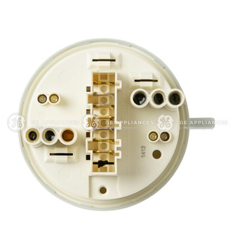 WH12X10546-1268.jpg