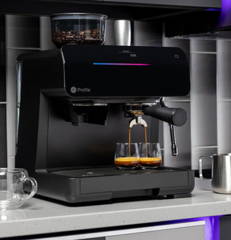 GEProfile_SemiAutoEspresso_P7CESAS6RBB_8.jpg