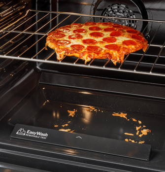 125337_GE_600_Easy_Wash_Oven_Tray_W_Pizza.jpg