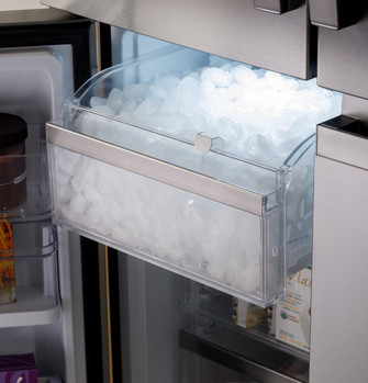 125128_Quad_Door_Largest_Capacity_IceBin_2400x2500.jpg 125128_Quad_Door_Largest_Capacity_IceBin_2400x2500.jpg