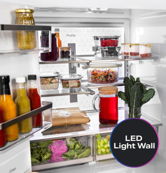 4376_Profile_PVD28HYYFS_InfoGraphics_LEDLightWall.jpg