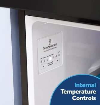 18 GPS19.21 BB GE Top Freezer Shot17_Black_InternalTempControls.jpg
