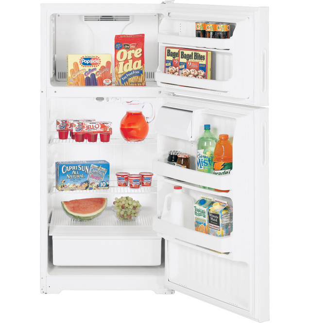 Americana 15.6 Cu. Ft. Top-Freezer Refrigerator - A3316ABSWW - GE
