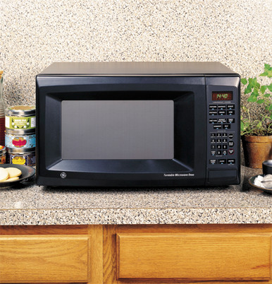 GE 1.4 cu. ft. Countertop Microwave - Black