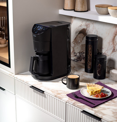 GE Profile™ Smart Grind and Brew Coffee Maker with Podless Single Serve in Carbon Black size 16.4 H x 7.5 W x 12.30 D | P7CGAAS6TBB