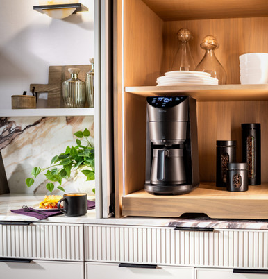GE Profile™ Smart Grind and Brew Coffee Maker with Podless Single Serve in Carbon Black size 16.4 H x 7.5 W x 12.30 D | P7CGAAS6TBB