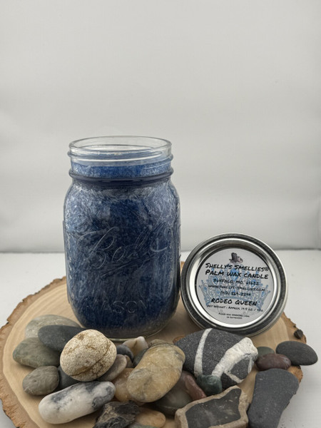 Our Rodeo Queen is unique, sophisticated, warm, glowing and one of a kind! With crystal vanilla, amber, saffron, jasmine, and a hint of patchouli she is captivating, timeless, and Rodeo Royalty.*