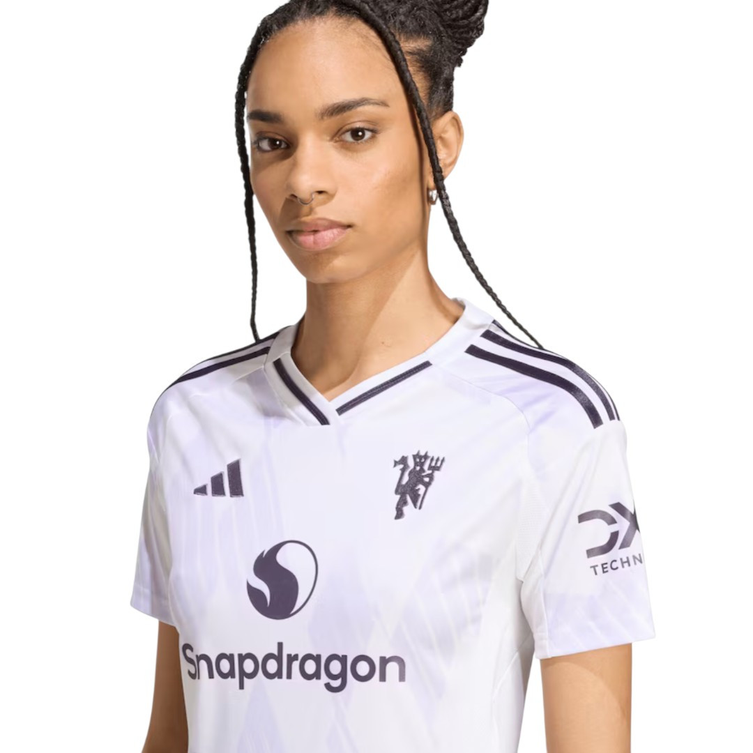 B.FERNANDES #8 Manchester United 25/26 Women's Away Shirt - PL Font