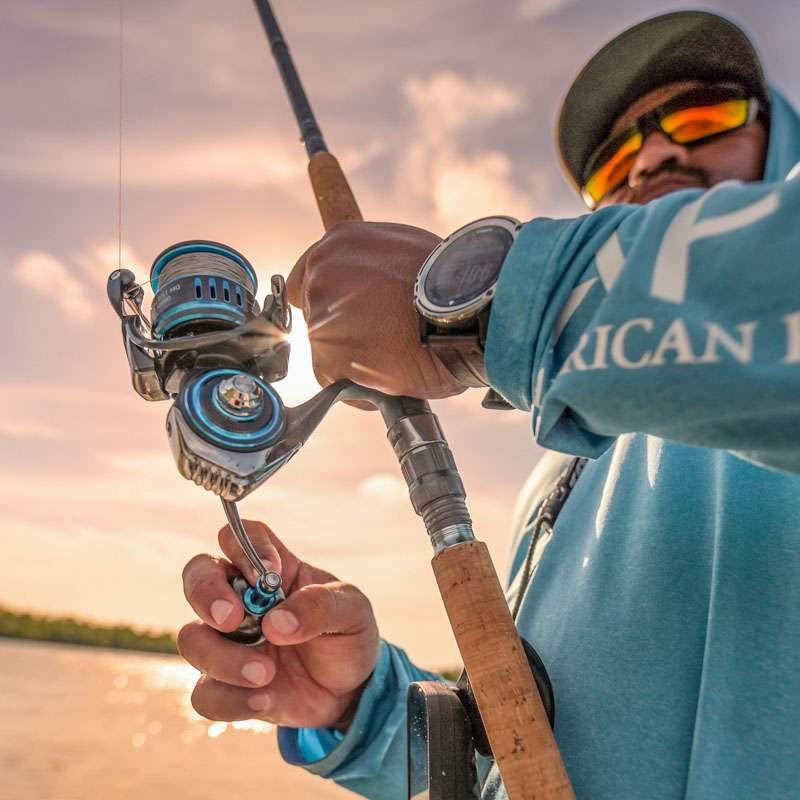Daiwa SALTISTMQ5000D-H Saltist MQ Spinning Reel - TackleDirect