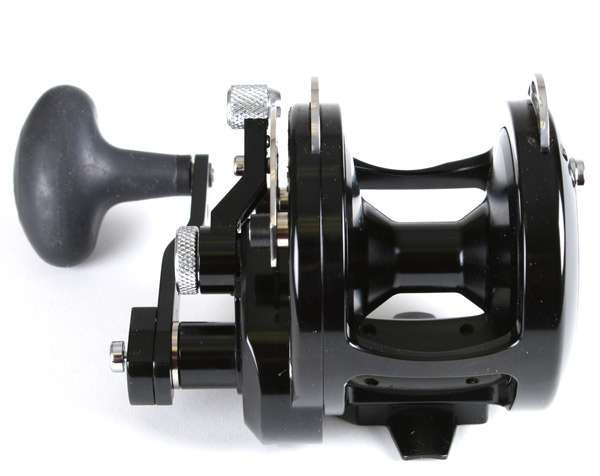Avet HX 5/2 MC Raptor Two-Speed Lever Drag Casting Reel Black
