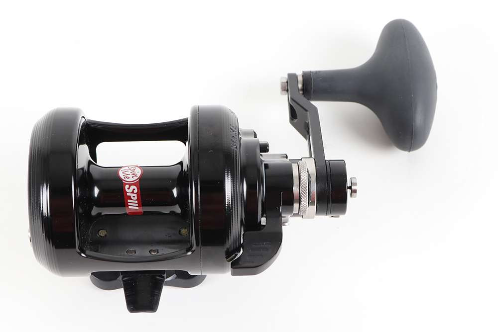 Accurate DX2-500-B Boss Dauntless Two Speed Reel - TackleDirect
