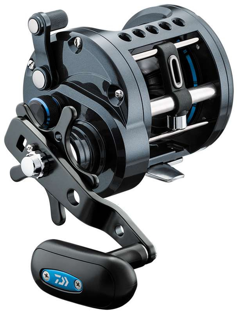 Daiwa Saltist LW Levelwind Conventional Reels - TackleDirect