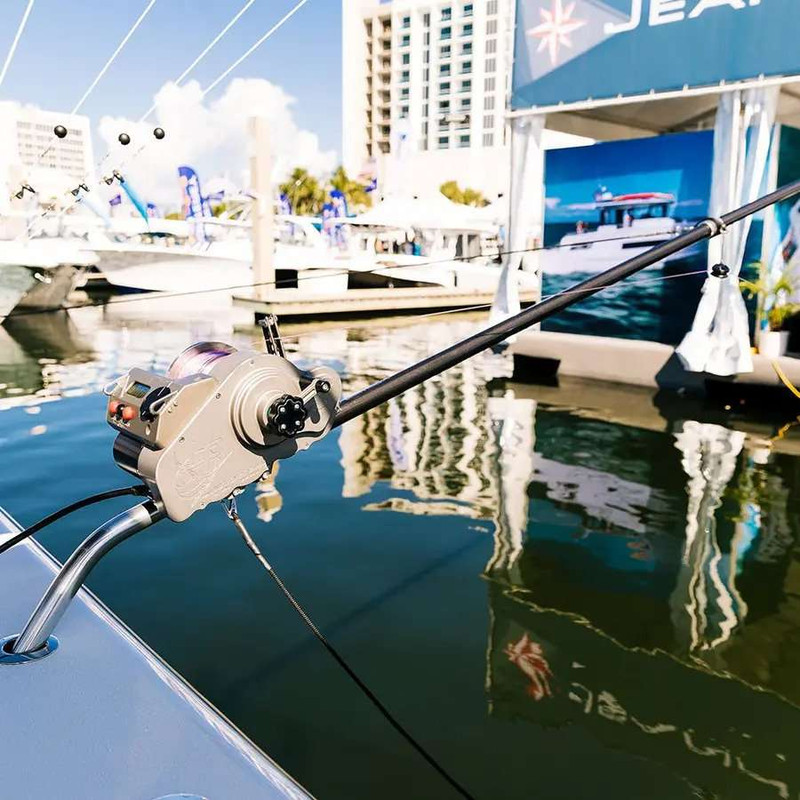 Gemlux Dredge Boom 8ft w/ Safety Tie Back Black TackleDirect