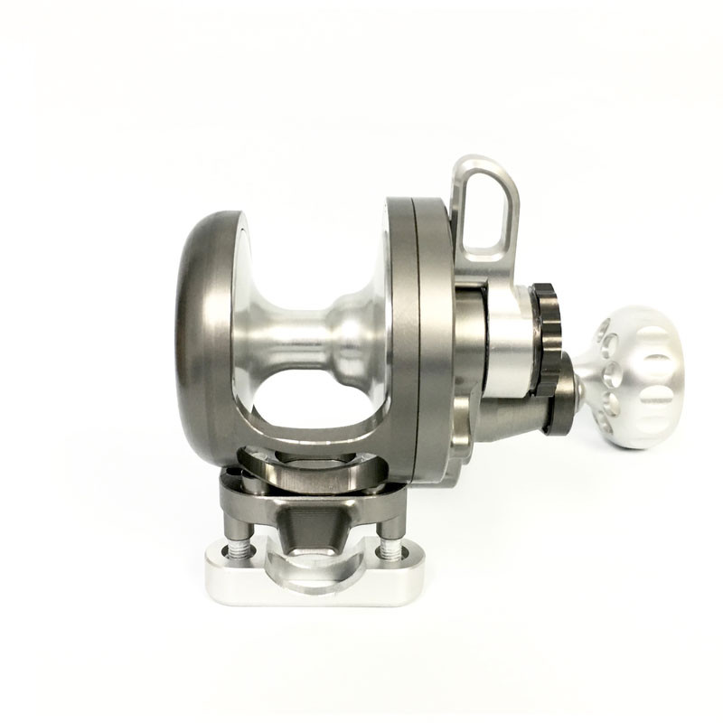 Seigler Reels R302S Signature Small Game Narrow Smoke/Silver Lever Drag Reel  - TackleDirect