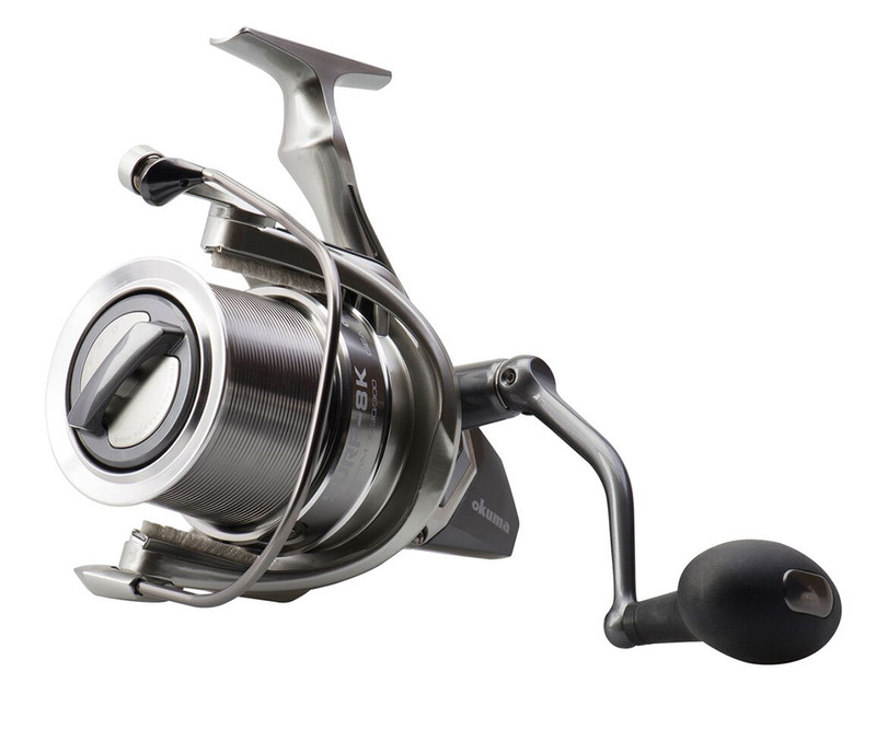 Angling International - GO LONGER! The LS-8K carp reel from Okuma has been  designed with big casts in mind. It features an ultra-smooth slow  oscillation system with a long stroke spool that