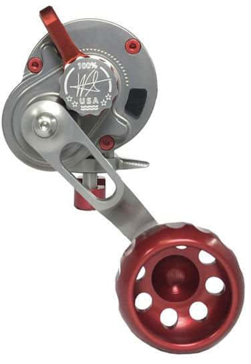 Seigler Small Game Conventional Lever Drag Reel - Right Hand Smoke/Red