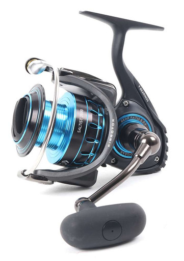DAIWA「SALTIST NERO 3500」 DAIWA Spinning Reel SALTIST NERO 3500 from JAPAN Used item