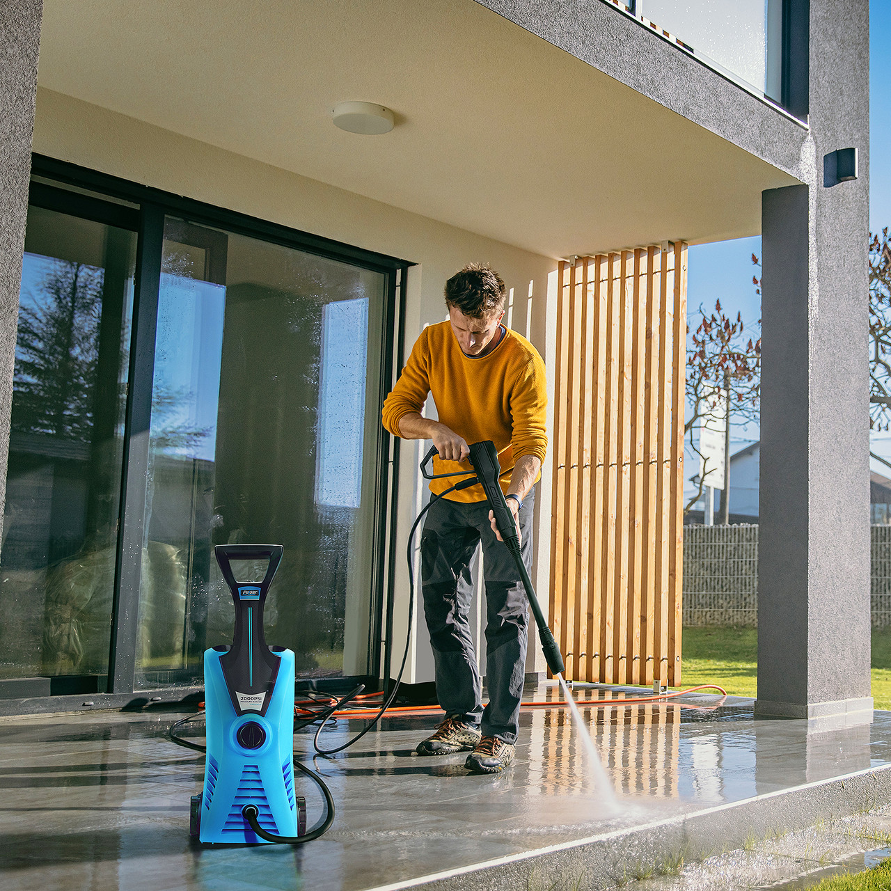 Pulsar 2000 PSI Pressure Washer | PWE2001V