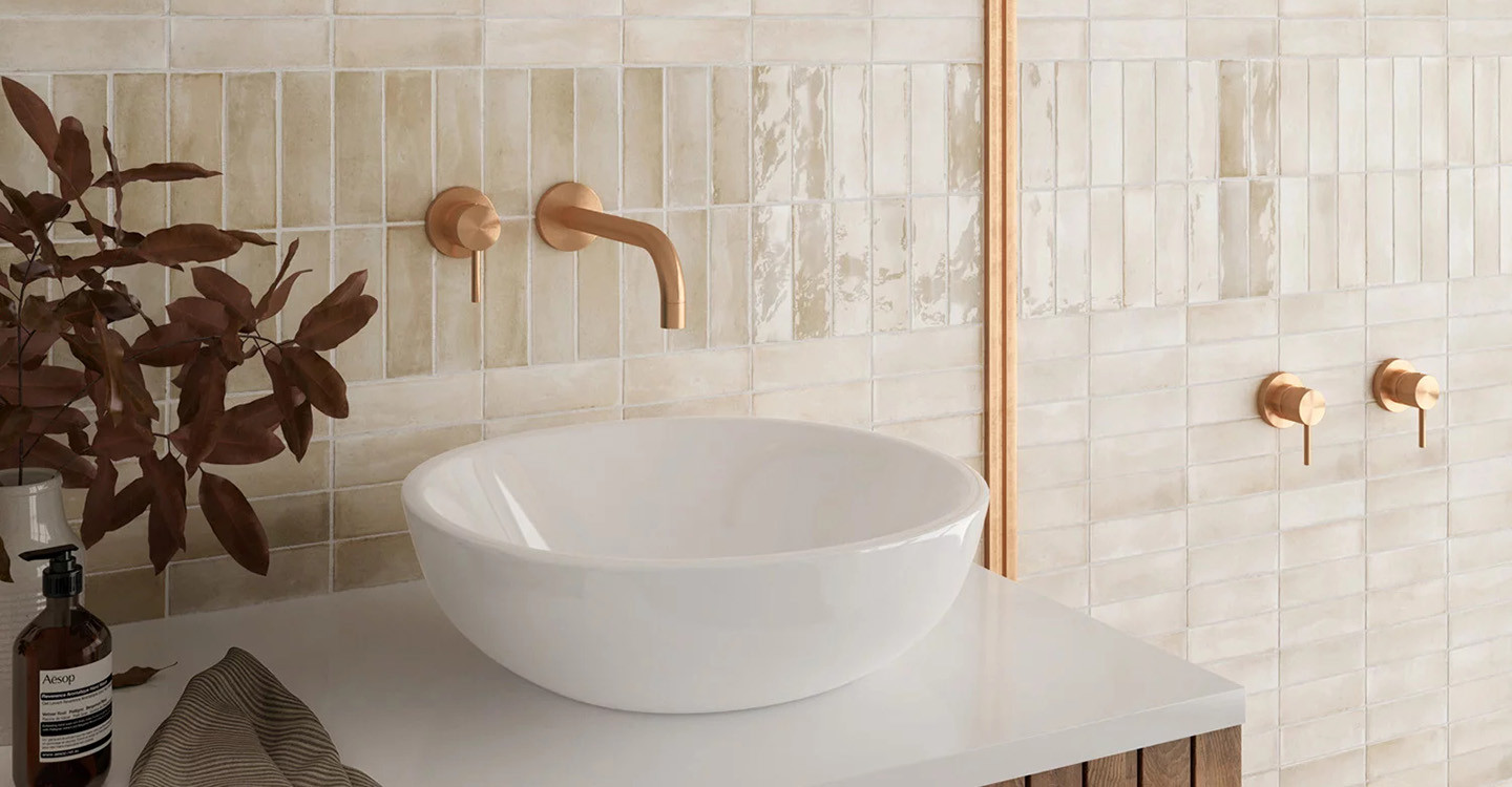 Casey Colada - Ivory Glossy