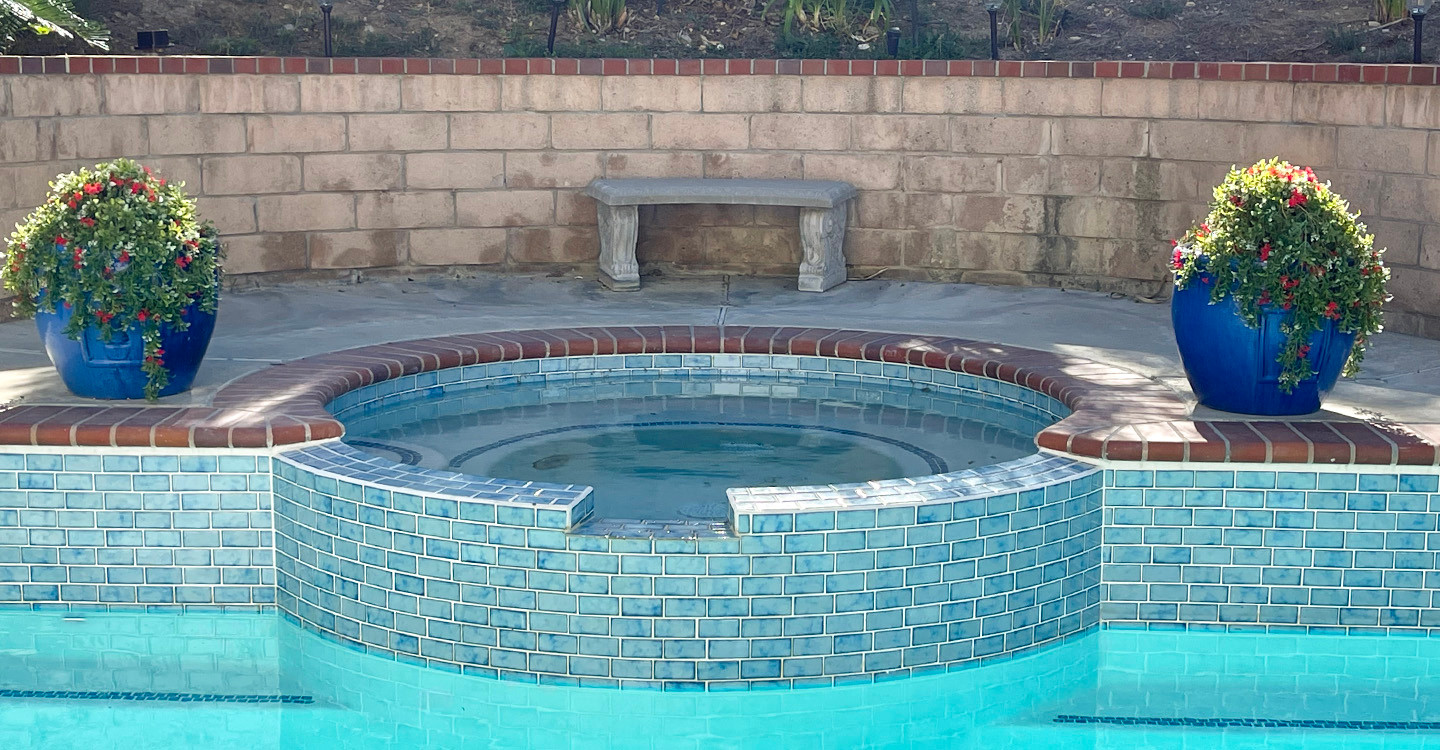 Aikon Uta - Electric Blue Glossy | Glazed Porcelain