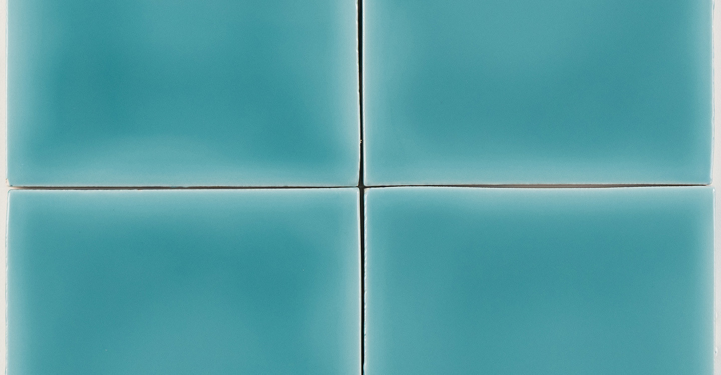 Kera Transparent Wall - Turquoise Glossy