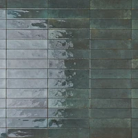 Viola Poet - Green Glossy | Glazed Porcelain