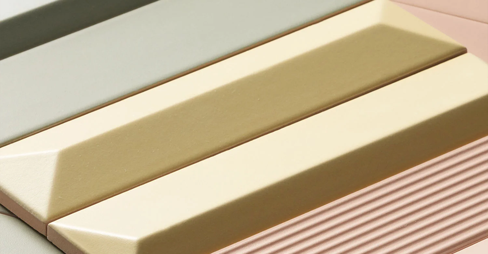 Avi Alto - Yellow Ribbed Satin