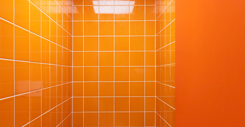 Anselmo Plano - Pumpkin Glossy | Glazed Ceramic