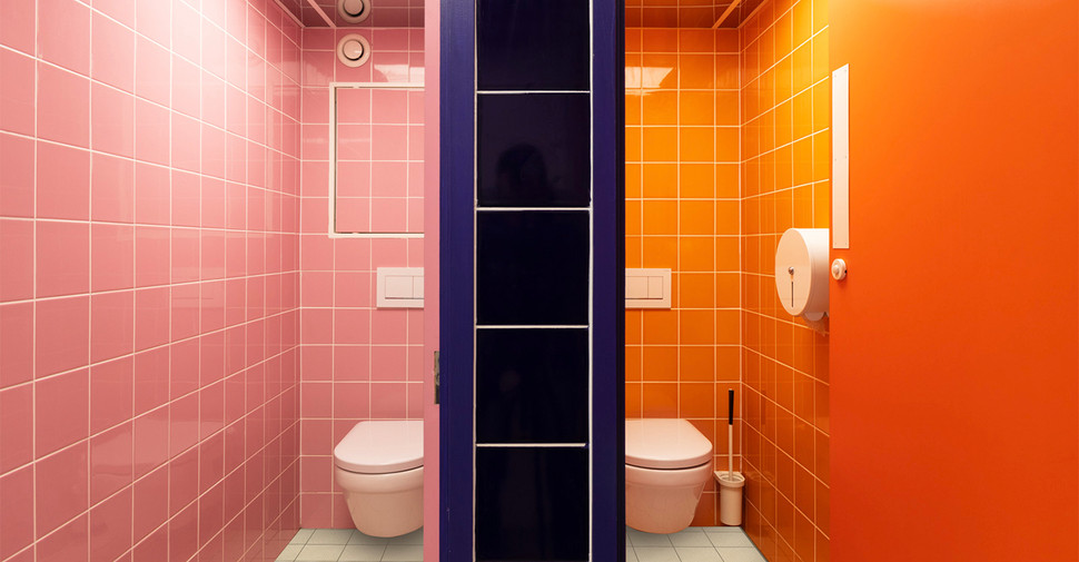 Anselmo Plano - Rouge Glossy | Glazed Ceramic