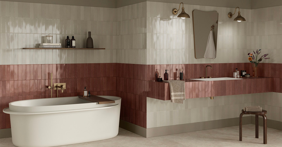 Quarto Vale - Sangria Glossy | Glazed Porcelain