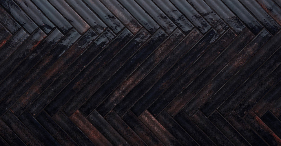 Viola Philo - Deco Bamboo Black Glossy | Glazed Porcelain
