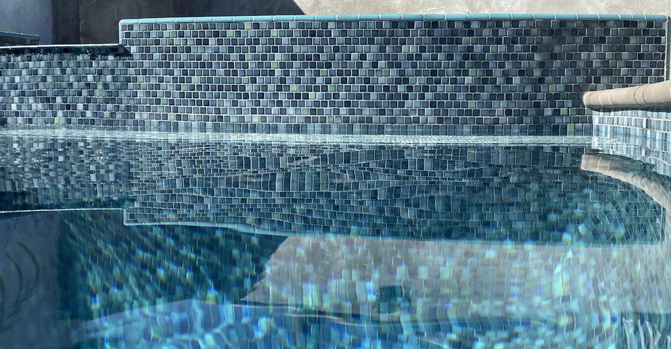 Aikon Soma - Teal Mix Glossy | Glazed Porcelain