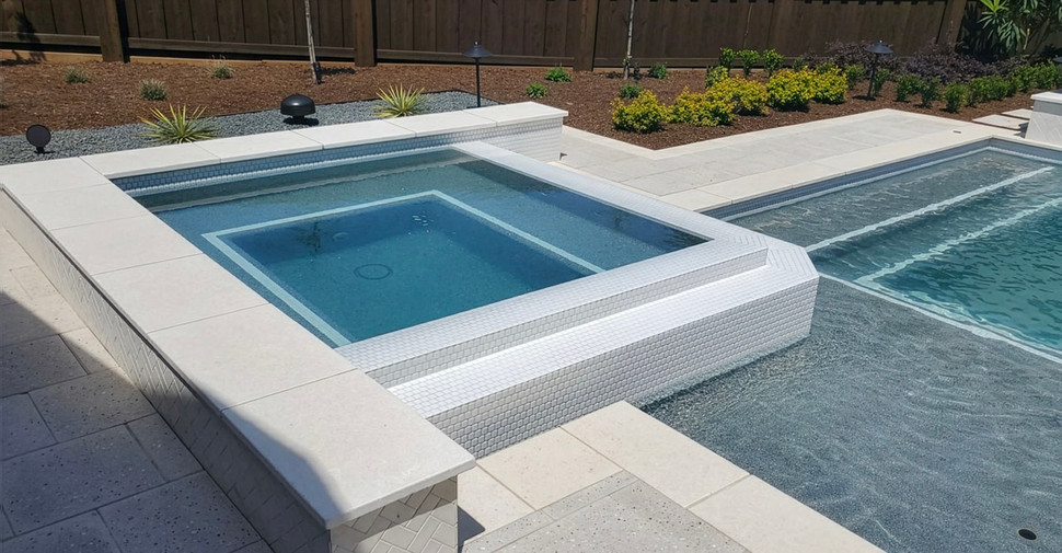 Aikon Soma - White Glossy | Glazed Porcelain