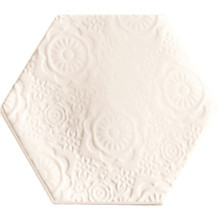 Porto Daphne - White Doily Undulating