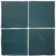 Monte Estella - Peacock Glossy