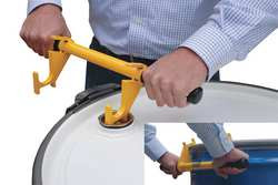 GRAINGER GLOBAL SOURCING DRUM-STIK DRUM BUNG WRENCH ERGONOMIC 18 IN L