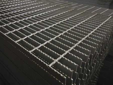 GRAINGER GLOBAL SOURCING 22188R150-B12 BAR GRATING SERRATED 24IN.W X 1.5IN.H