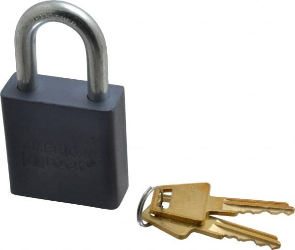 AMERICAN LOCK A10 1-1/8" SHACKLE CLEARANCE, KEYED DIFFEREN