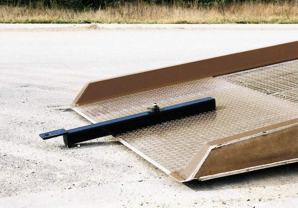 VESTIL YR-TB-H RISER & RAMP ACCESSORIES; TYPE: TOW HITC