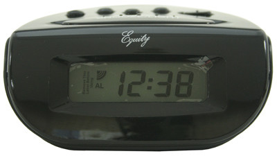 LA CROSSE TECHNOLOGY 31003 ALARM CLOCK, LCD DIGITAL, SNOOZE