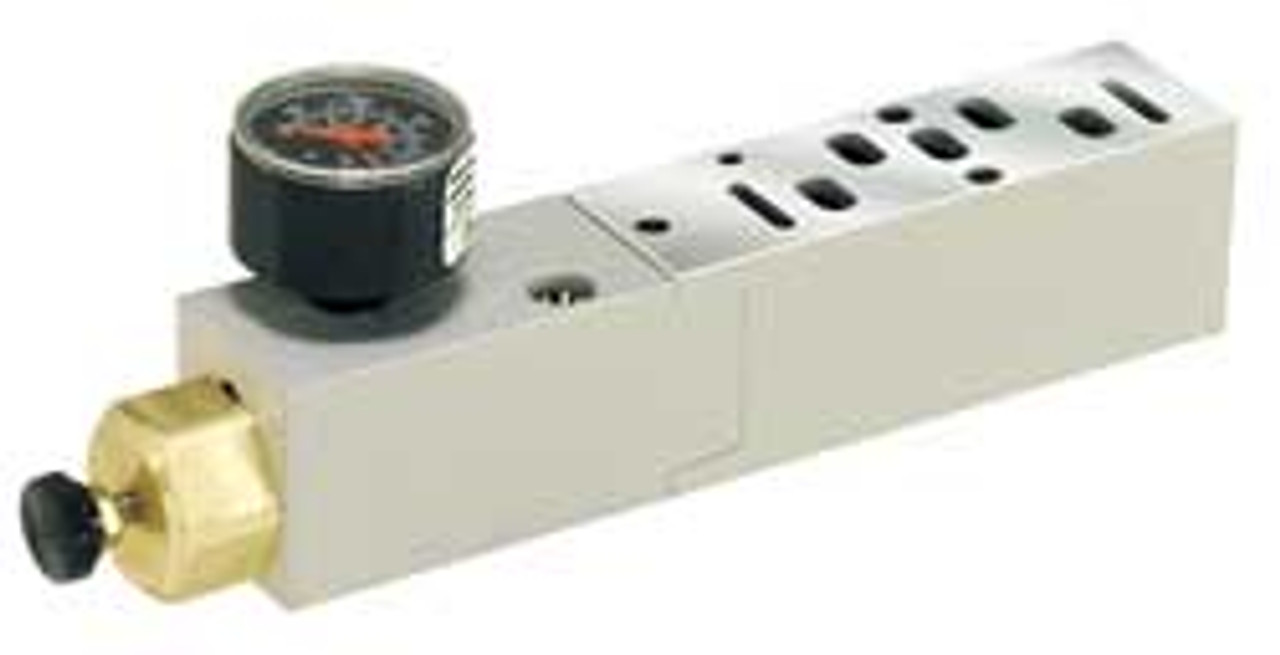SPEEDAIRE 3GAD4 MANIFOLD AIR REGULATOR 145 PSI 120F